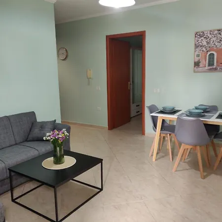 Bevis Apartment *