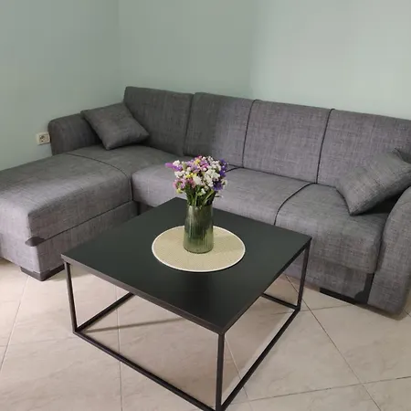Apartment Bevis Tirana